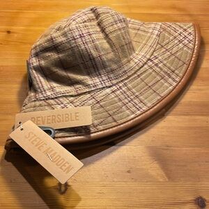 Steve Madden Reversible Bucket Hat NWT